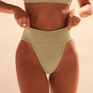 Montce TAMARINDO BIKINI BOTTOM IN JADE
SPARKLE size Small